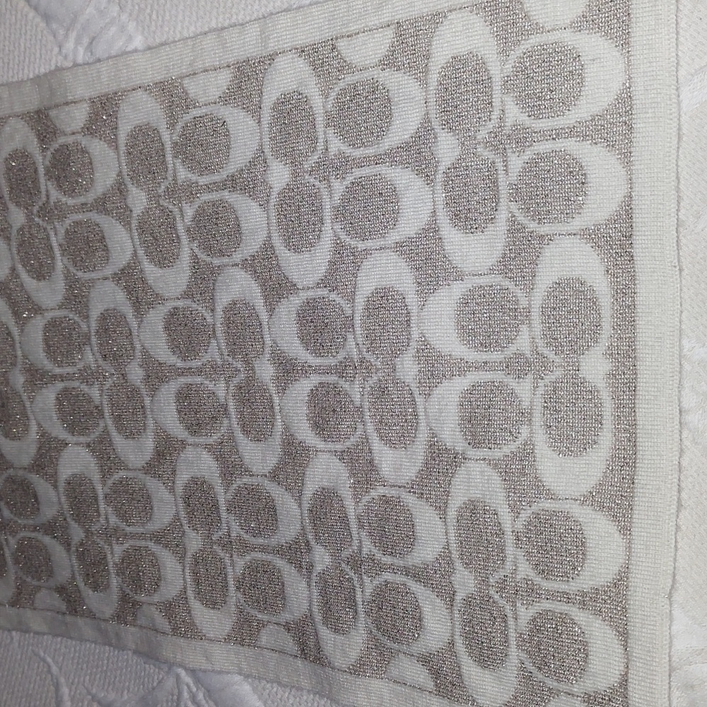 Coach Muffler Scarf - Picture 5 of 6